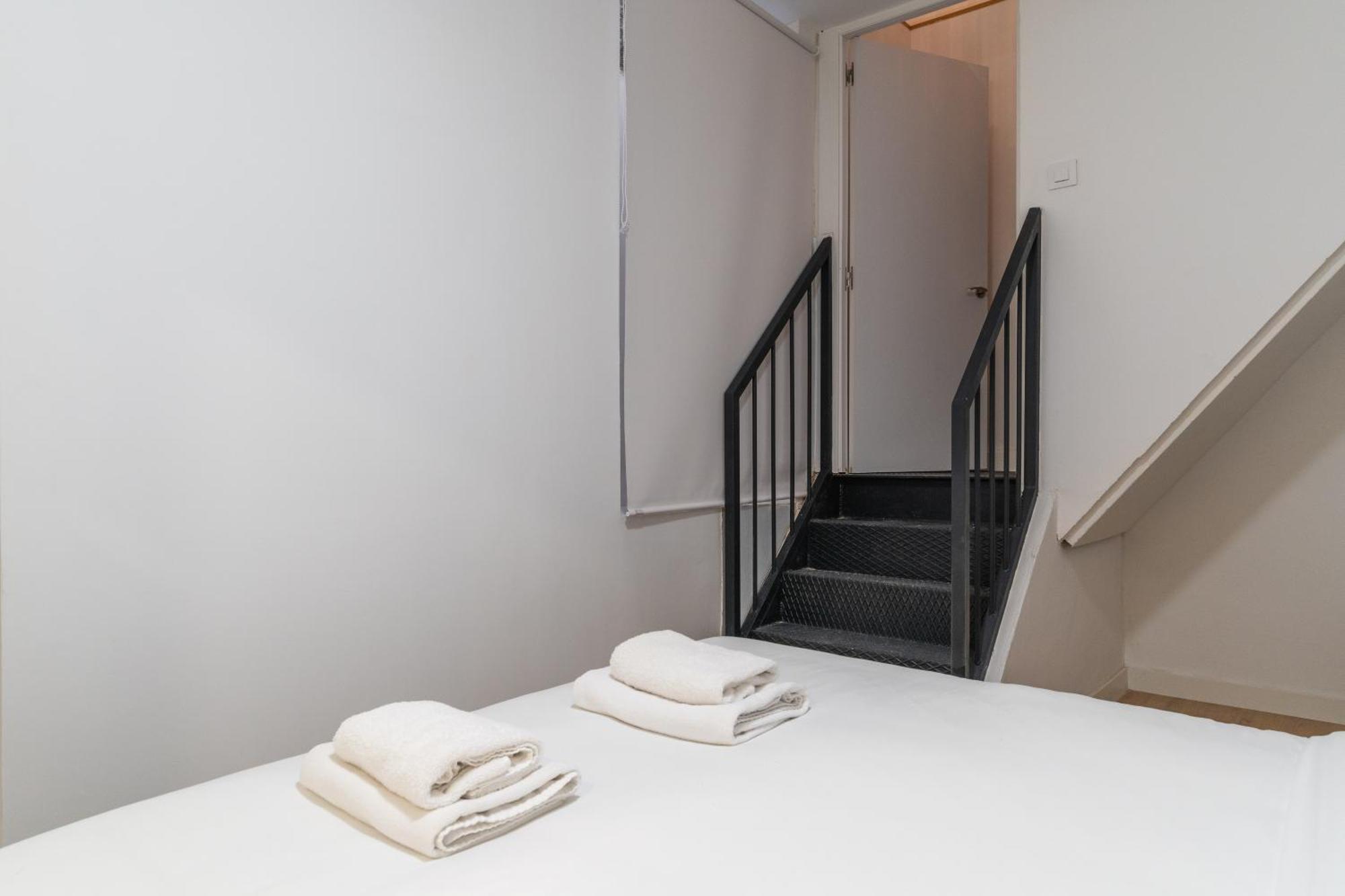 Modern Duplex-2Bedrooms 3Baths-Palacio Madrid Esterno foto