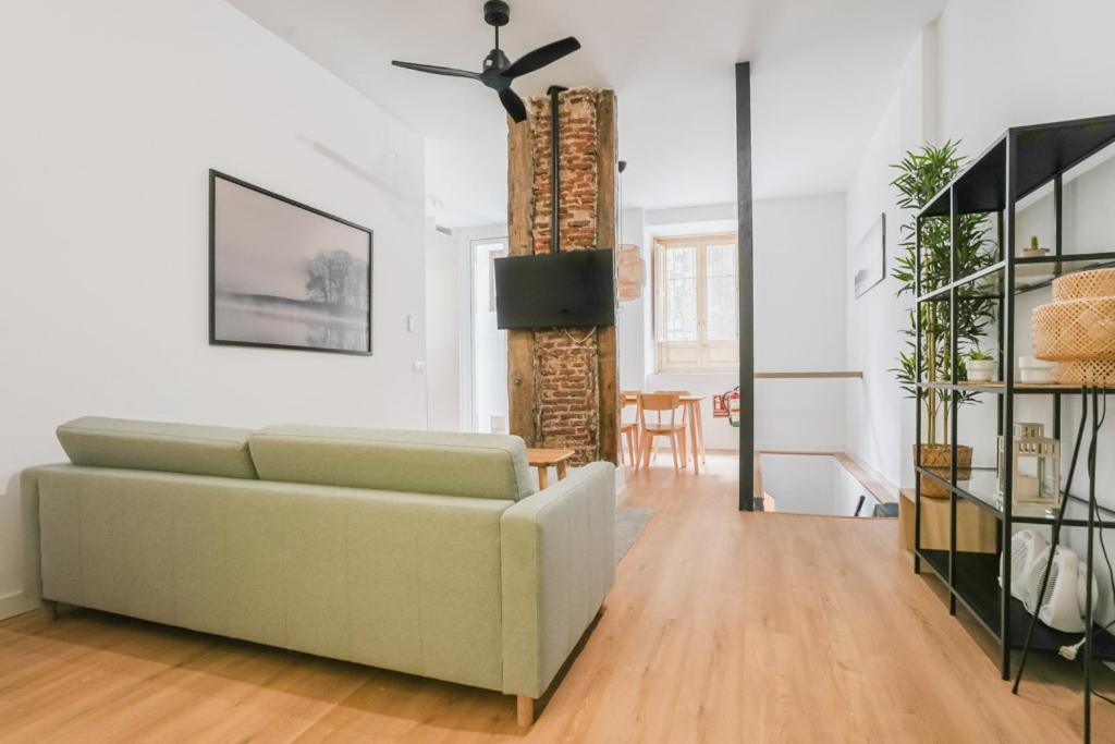 Modern Duplex-2Bedrooms 3Baths-Palacio Madrid Esterno foto
